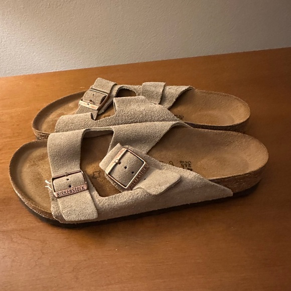 Birkenstock Arizona Suede Taupe Sandals with Two-Strap Design - Picture 5 of 6